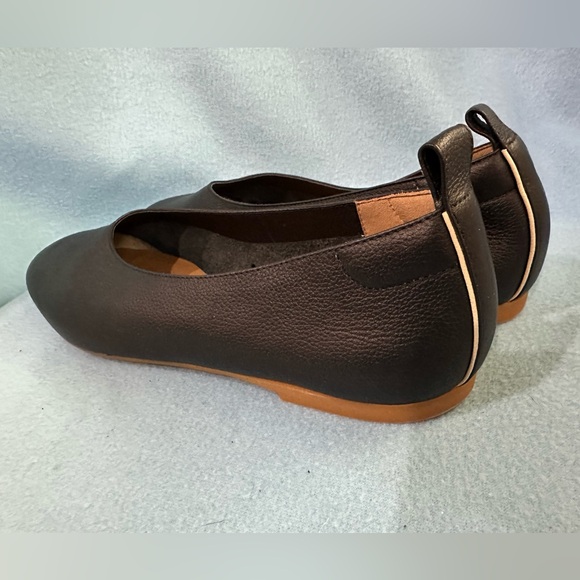 Everlane The Day Glove Ballet Flats in Black - Picture 4 of 10